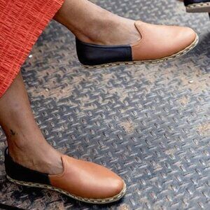 Sabah Camel Brown & Navy Blue Leather Handmade Slip On Casual Shoes 39/8/8.5